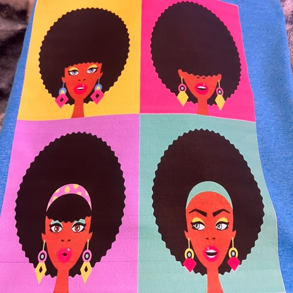 Afro Queen tee - Picture 2 of 3